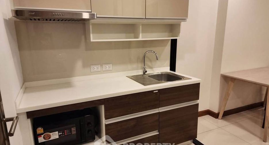 Аренда 1 кровать кондо в Кхлонг Сан, Бангкок