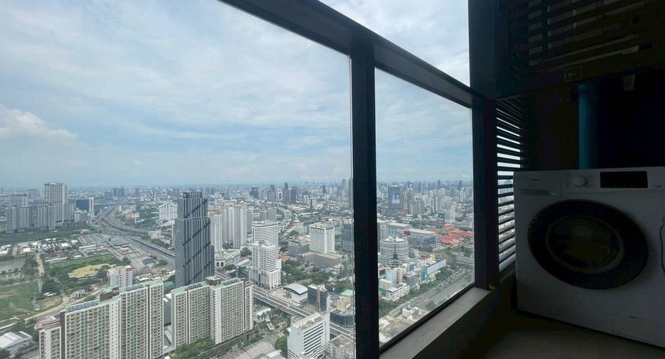 For rent 1 bed condo in Huai Khwang, Bangkok