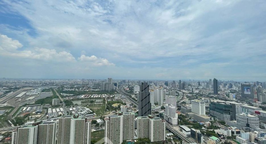 For rent 1 bed condo in Huai Khwang, Bangkok