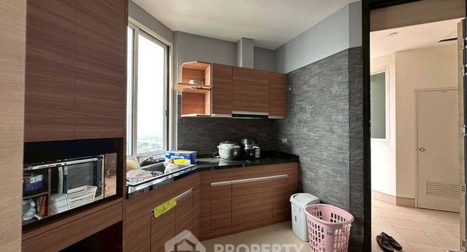 Condo en alquiler de 3 habitaciones en Jomtien, Pattaya
