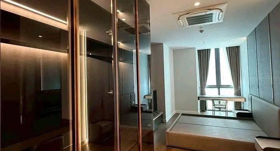 For rent 1 bed condo in Sathon, Bangkok