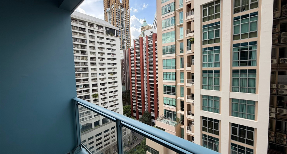For sale 2 bedrooms condo in Pathum Wan, Bangkok