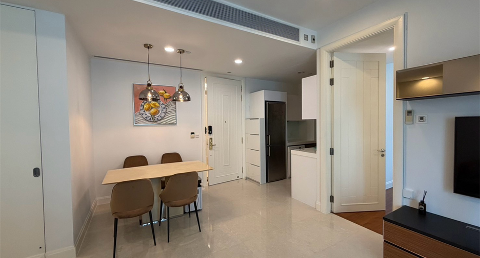 For sale 2 bedrooms condo in Pathum Wan, Bangkok