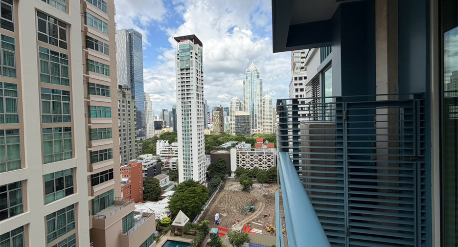 For sale 2 bedrooms condo in Pathum Wan, Bangkok