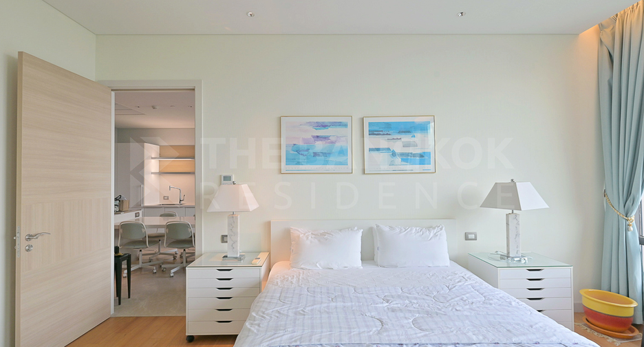 For rent 1 bed condo in Pathum Wan, Bangkok