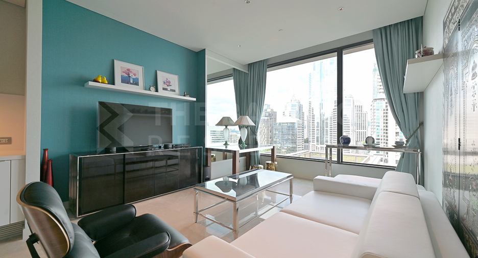 For rent 1 bed condo in Pathum Wan, Bangkok