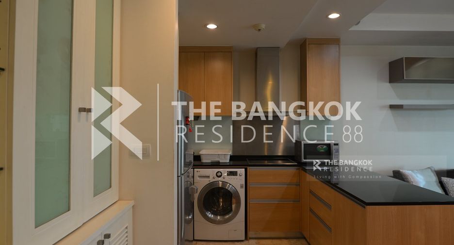 For rent 2 bedrooms condo in Sathon, Bangkok