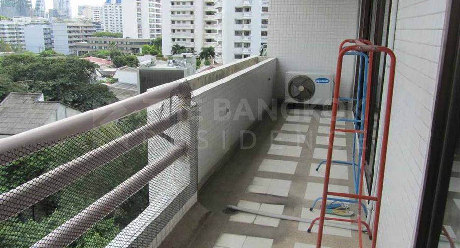 ให้เช่า 3 ห้องนอน คอนโด ใน วัฒนา, กรุงเทพฯ