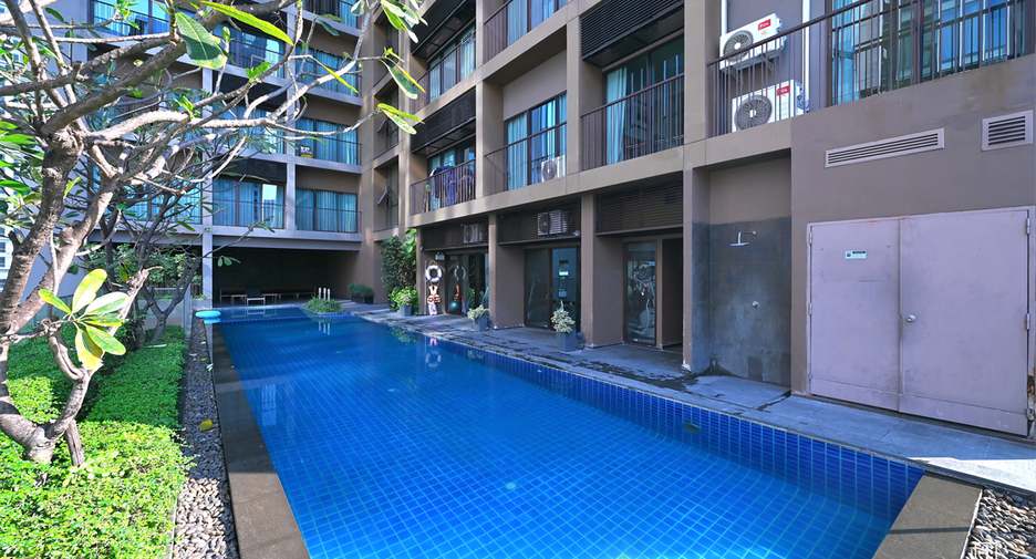 ให้เช่า 2 ห้องนอน คอนโด ใน คลองเตย, กรุงเทพฯ
