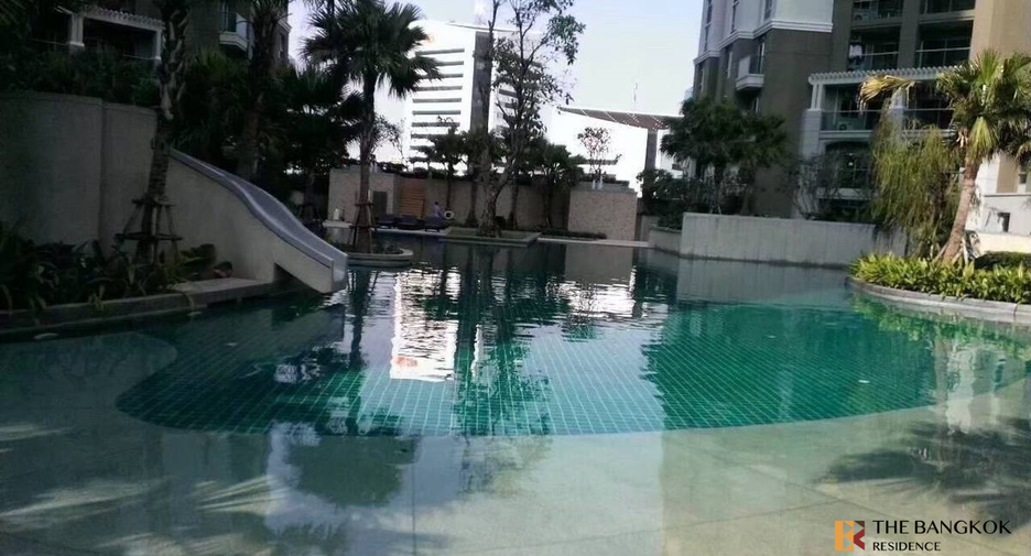 For rent 2 ベッドルーム condo in Huai Khwang, Bangkok