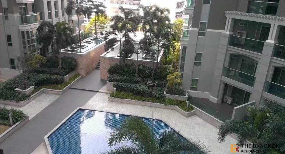 For rent 2 ベッドルーム condo in Huai Khwang, Bangkok
