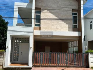 Аренда 3 спальни дом в Пхукет Тощн, Пхукет