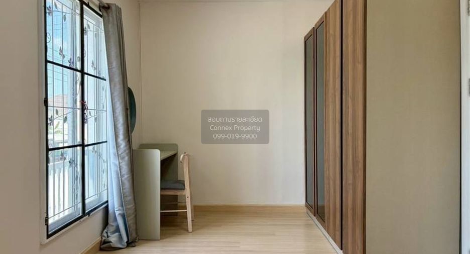 For rent 3 bedrooms townhouse in Khlong Luang, Pathum Thani