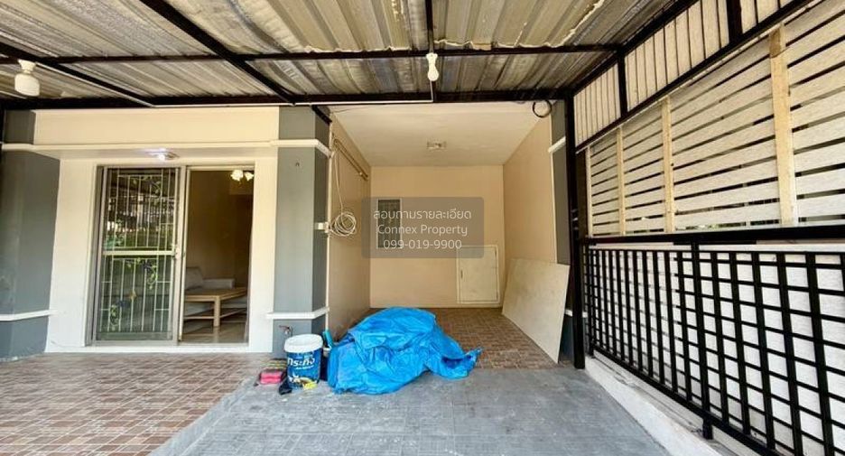 For rent 3 bedrooms townhouse in Khlong Luang, Pathum Thani