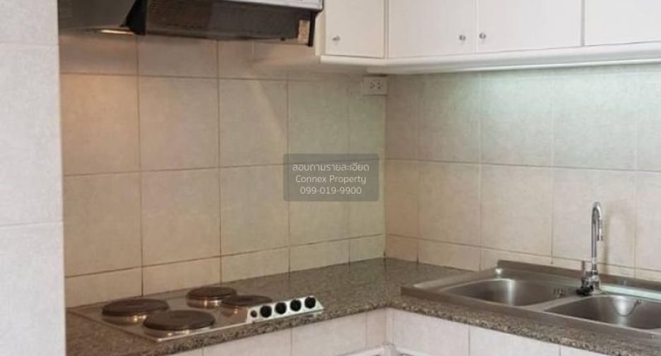 For rent 2 bedrooms apartment in Sathon, Bangkok