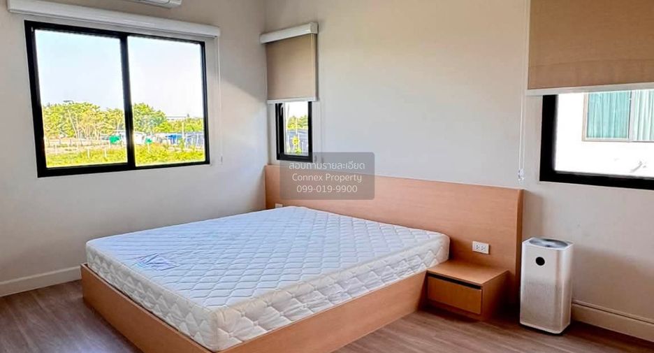 For rent 4 bedrooms house in Bang Khun Thian, Bangkok