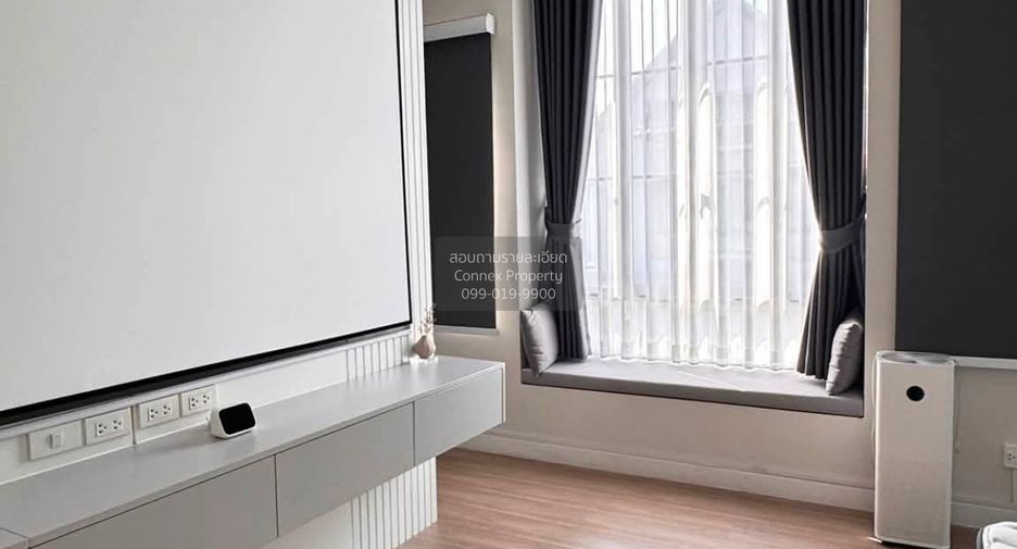For rent 4 bedrooms house in Bang Khun Thian, Bangkok