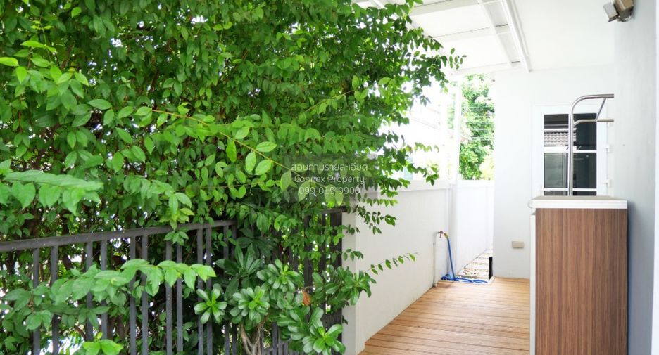 Casa en alquiler de 3 habitaciones en Bang Phli, Samut Prakan