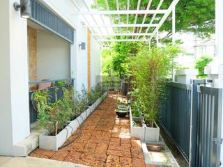 Casa en alquiler de 3 habitaciones en Bang Phli, Samut Prakan