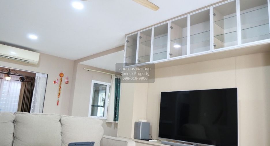 Casa en alquiler de 3 habitaciones en Bang Phli, Samut Prakan