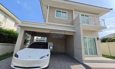 For rent 3 bedrooms house in Mueang Pathum Thani, Pathum Thani