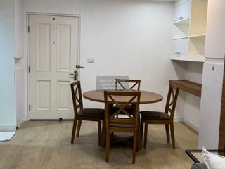 Condo en alquiler de 1 habitaciones en Phra Khanong, Bangkok