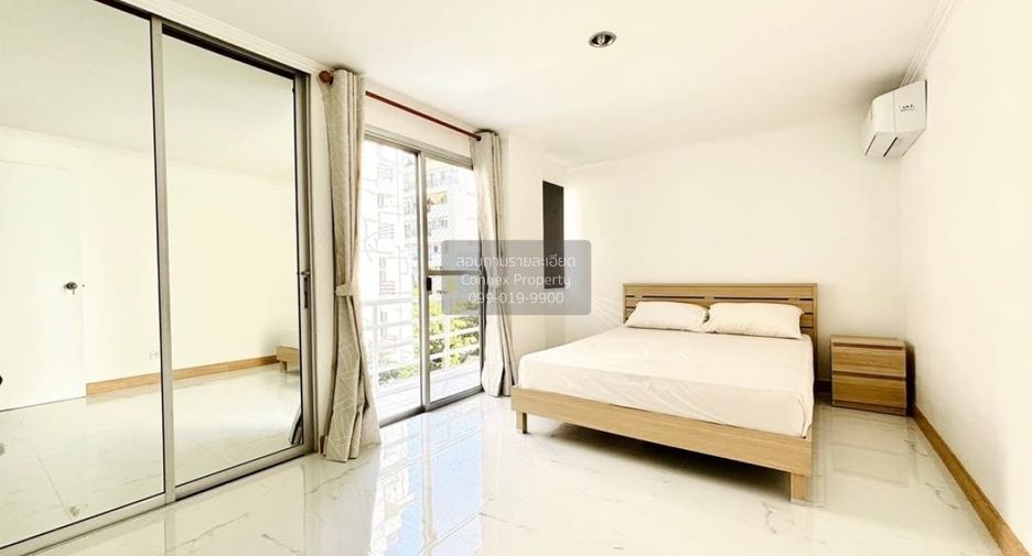 For rent 2 bedrooms condo in Khlong Toei, Bangkok