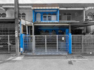 Reihenhaus zur Miete mit 2 Zimmer in Huai Khwang, Bangkok
