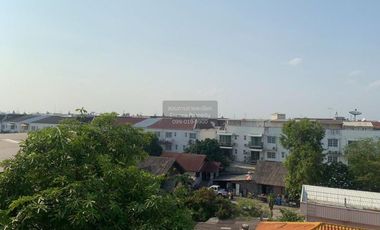 For rent 2 bedrooms condo in Lat Phrao, Bangkok