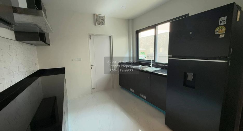 For rent 4 bedrooms house in Sai Mai, Bangkok
