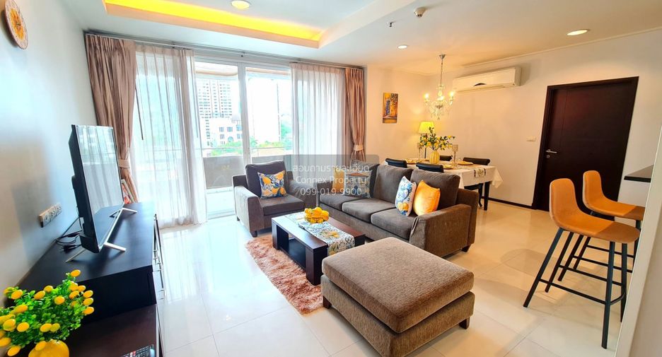 For rent 2 bedrooms condo in Watthana, Bangkok