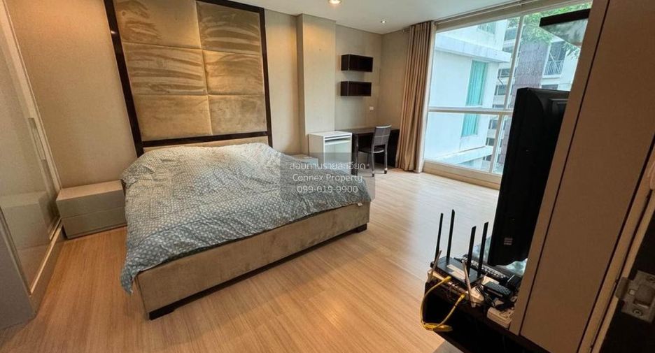 For rent 2 bedrooms condo in Pathum Wan, Bangkok