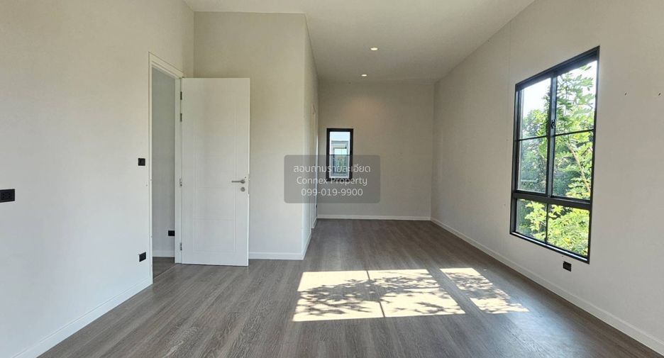 Haus zur Miete mit 4 Zimmer in Bang Phli, Samut Prakan