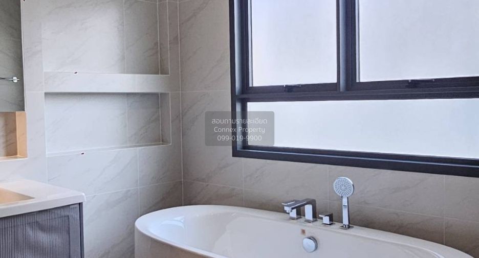 Haus zur Miete mit 4 Zimmer in Bang Phli, Samut Prakan