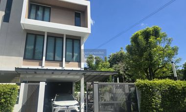 出租 4 卧室 独立屋 在 Suan Luang, 曼谷