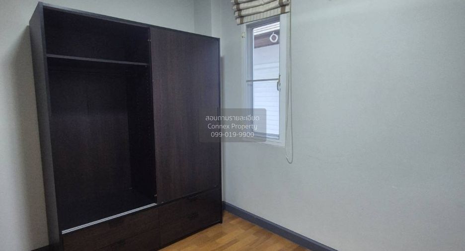 Casa en alquiler de 3 habitaciones en Prawet, Bangkok