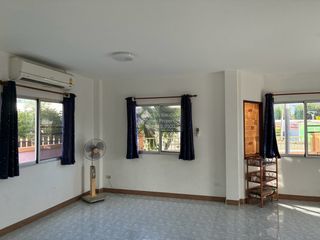 Аренда 3 спальни дом 