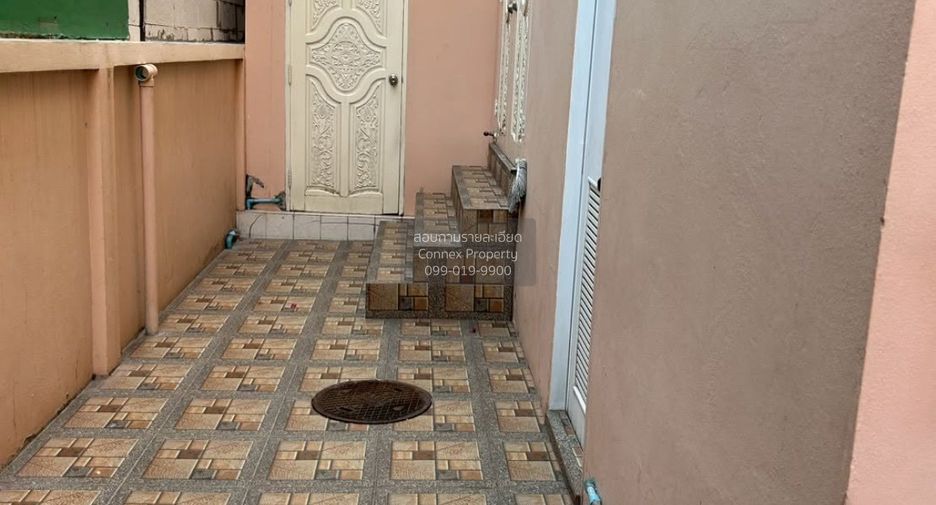 Аренда 4 спальни дом в Банг Ламунг, Чонбури