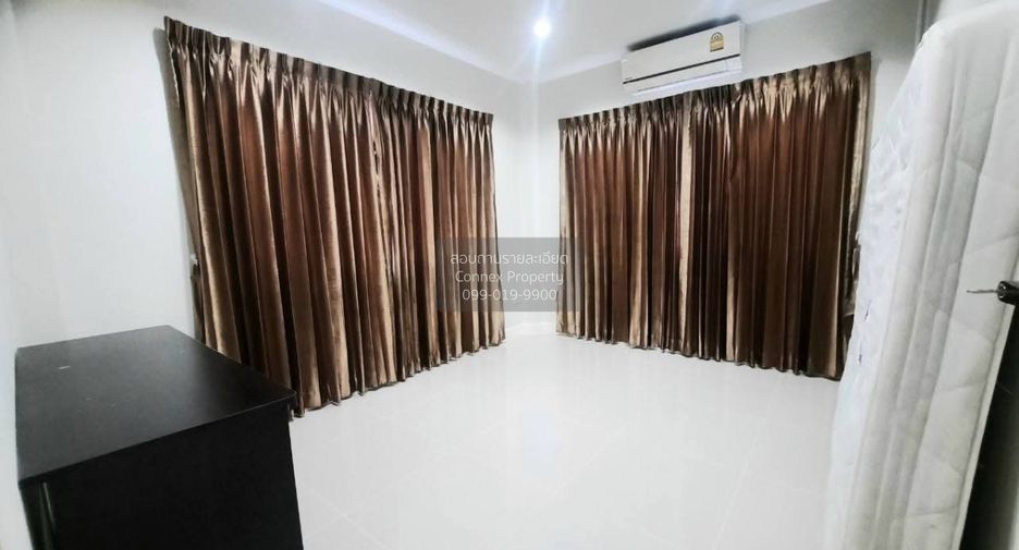 Casa adosada en alquiler de 3 habitaciones en Bang Bua Thong, Nonthaburi