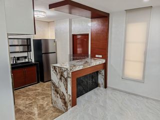Casa en alquiler de 3 habitaciones en Prawet, Bangkok