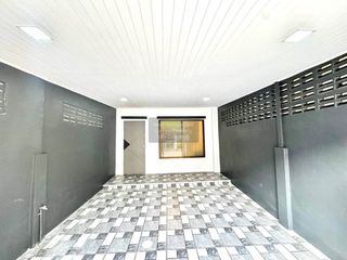 For rent 2 bedrooms townhouse in Bang Lamung, Chonburi