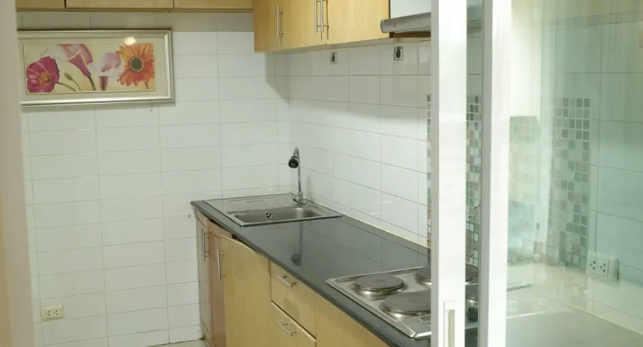For sale and for rent 3 bedrooms condo in Watthana, Bangkok