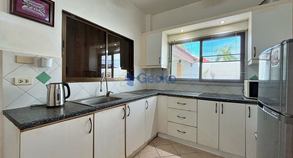 For sale 2 bedrooms house in Jomtien, Pattaya