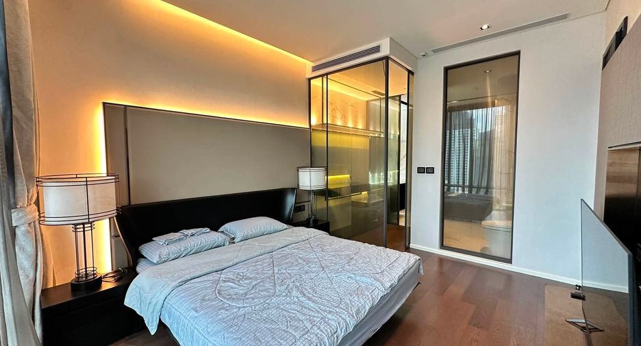 For rent 2 bedrooms condo in Watthana, Bangkok