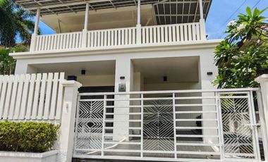 For sale 3 bedrooms villa in Mueang Krabi, Krabi