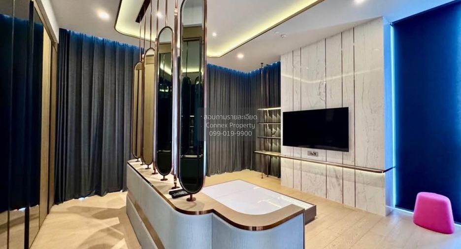 Condo en alquiler de 3 habitaciones en Watthana, Bangkok