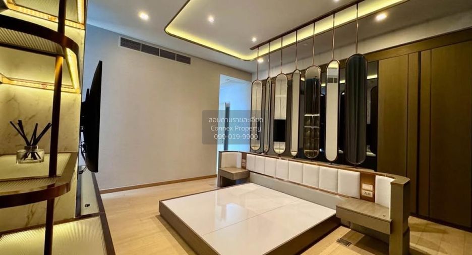 Condo en alquiler de 3 habitaciones en Watthana, Bangkok