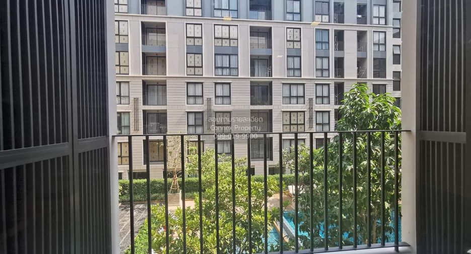 For rent 2 bedrooms condo in Huai Khwang, Bangkok