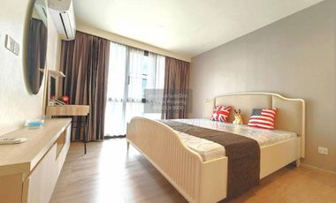For rent 2 bedrooms condo in Huai Khwang, Bangkok