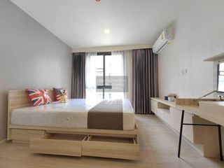For rent 2 bedrooms condo in Huai Khwang, Bangkok